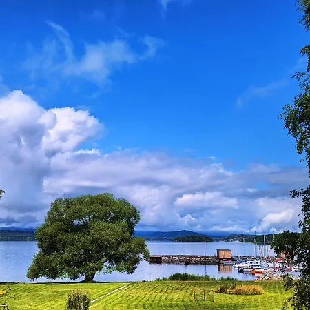 Lakeside 111 Lipno 3*